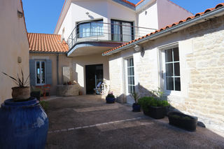  Maison � vendre 7 pi�ces 245 m�