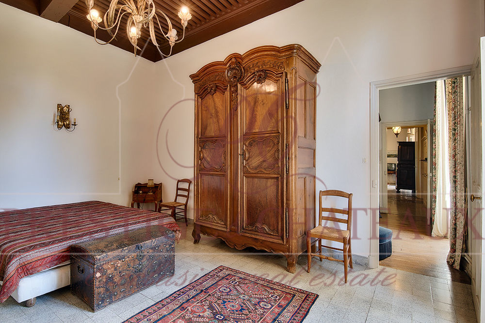 � vendre  Maison Orange (84100)