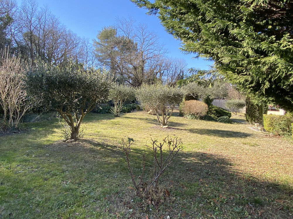 � vendre  Propri�t�/ch�teau Boll�ne (84500)