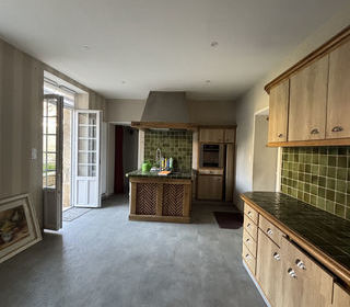  Propri�t�/ch�teau � vendre 8 pi�ces 200 m�