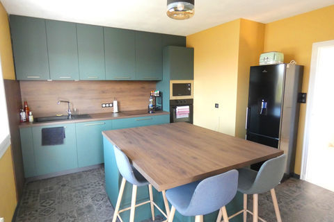   ARPAJON SUR CERE BELLE MAISON 4 CHAMBRES Maison - 5 pi�ce(s) - 133 m�