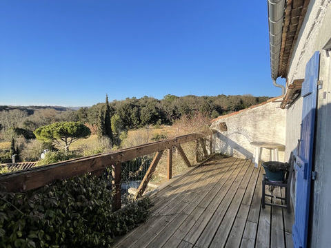   Dans un village de caract�re au pied de la Montagne noire  -  Maison de village avec terrassse, jardinet, atel Maison - 5 pi�ce(s) - 111 m�