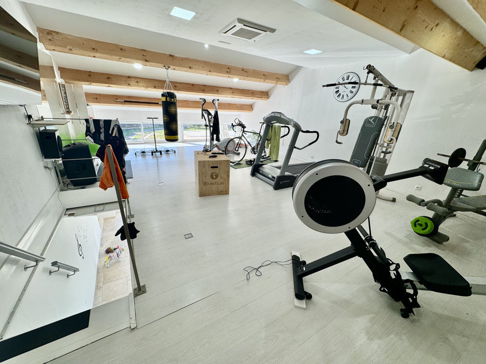 � vendre  Maison Orange (84100)