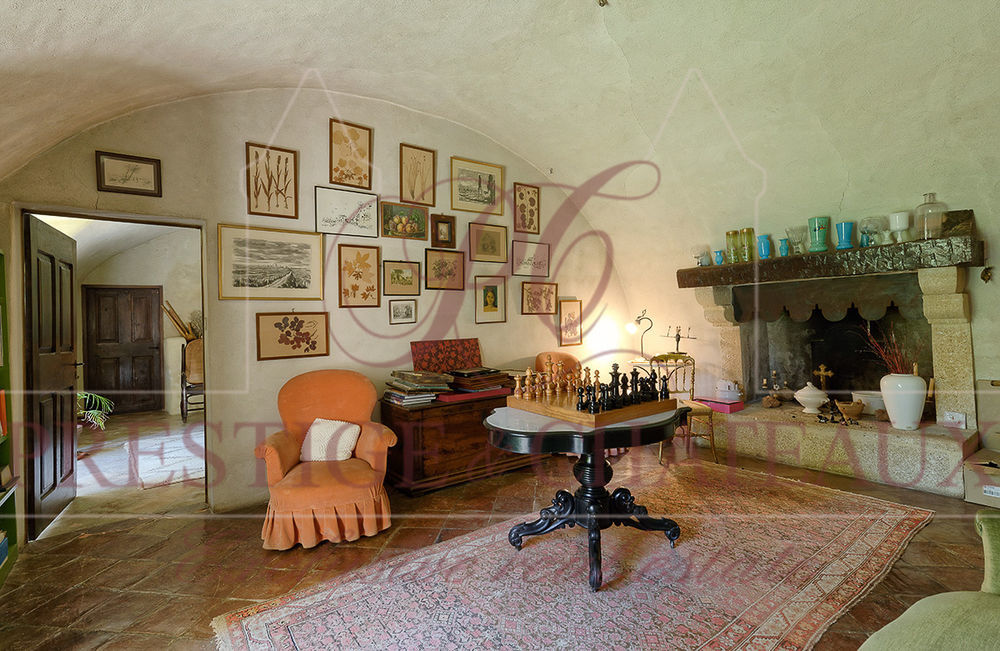 � vendre  Maison Orange (84100)