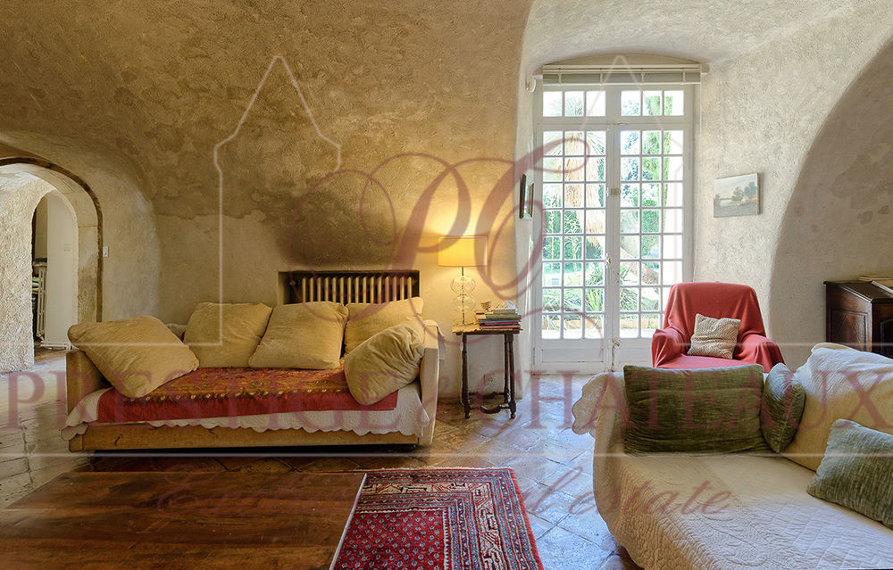 � vendre  Maison Orange (84100)