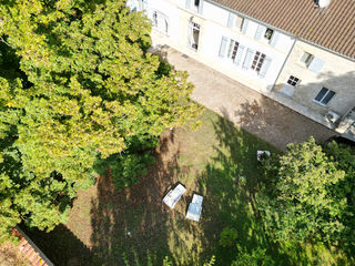  Propri�t�/ch�teau � vendre 8 pi�ces 244 m�