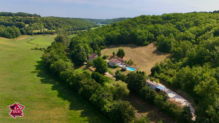  Propri�t�/ch�teau � vendre 15 + pi�ces 409 m�