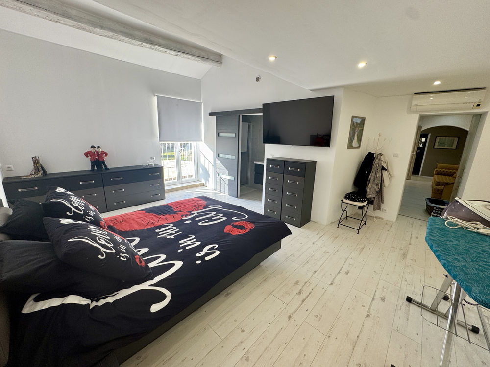 � vendre  Maison Orange (84100)