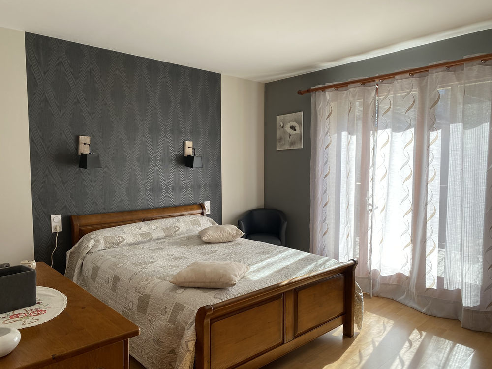 � vendre  Propri�t�/ch�teau Boll�ne (84500)