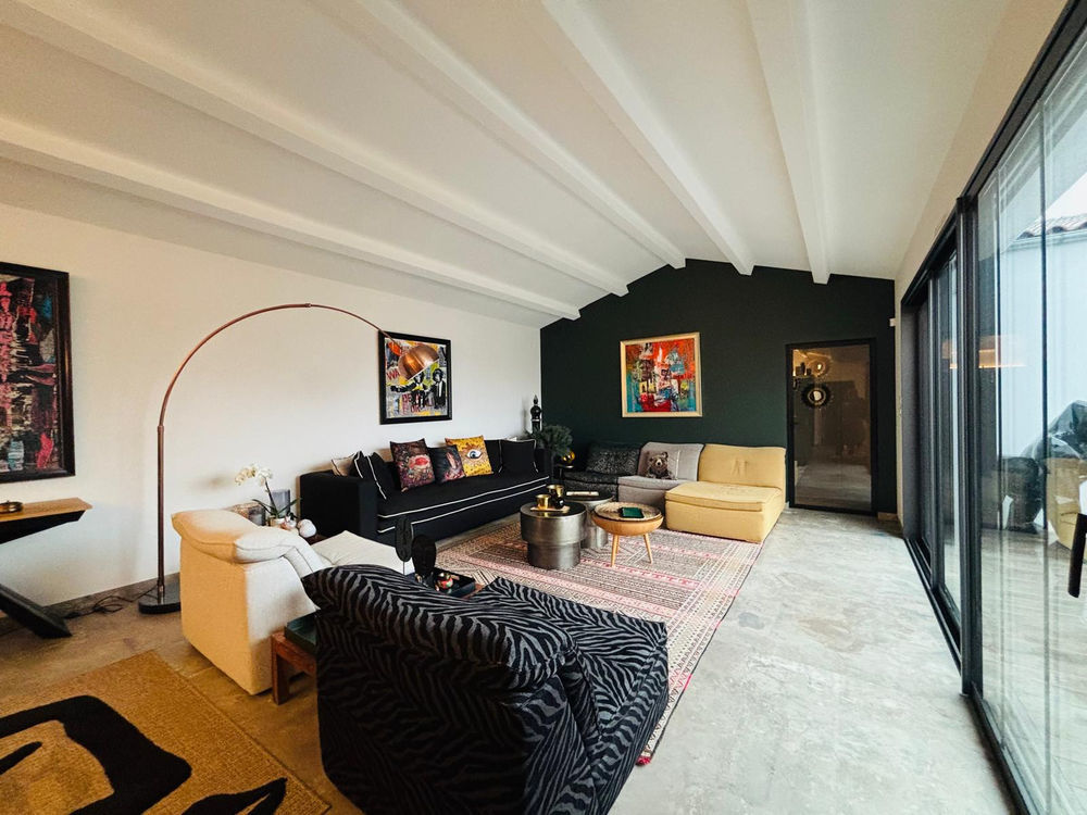 � vendre  Propri�t�/ch�teau La Rochelle (17000)