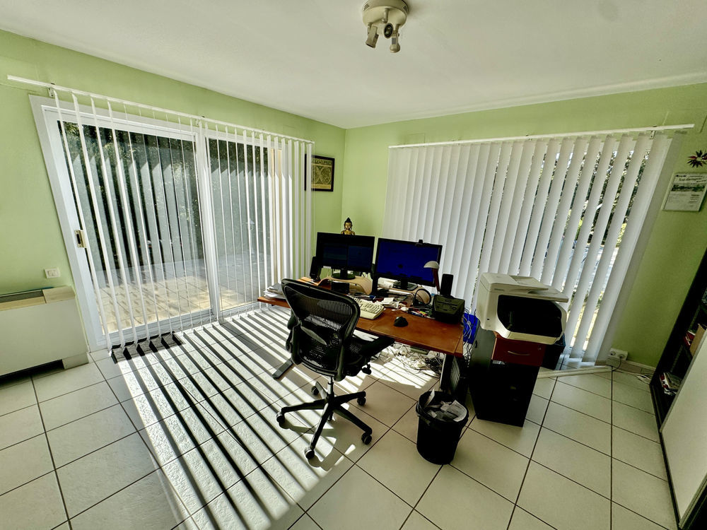 � vendre  Maison Uchaux (84100)