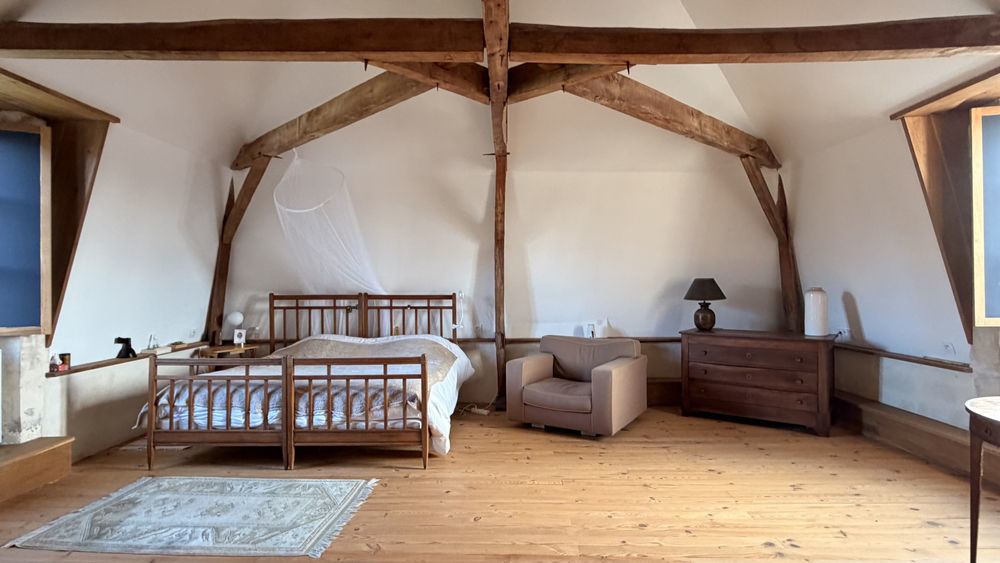 � vendre  Propri�t�/ch�teau Saint-Jean-d'Ang�ly (17400)