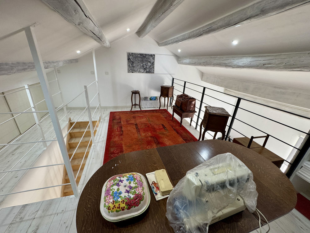 � vendre  Maison Orange (84100)