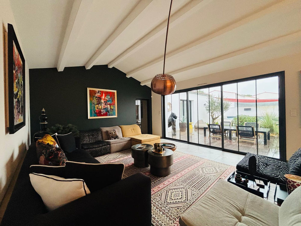 � vendre  Propri�t�/ch�teau La Rochelle (17000)