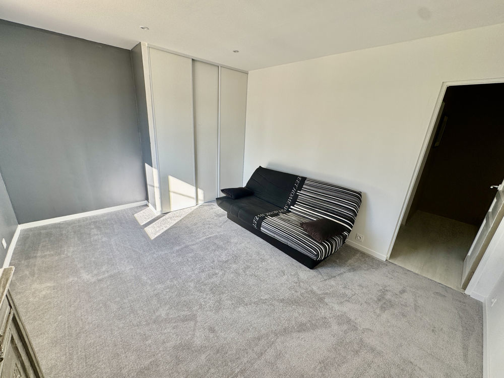 � vendre  Maison Orange (84100)