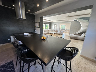  Maison � vendre 5 pi�ces 160 m�