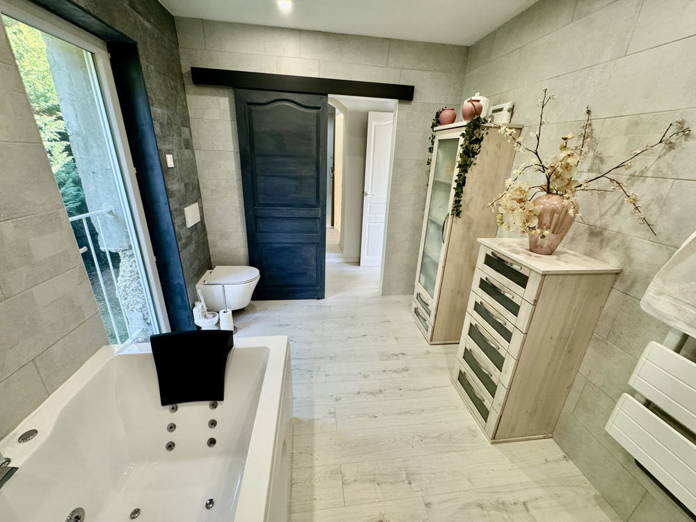 � vendre  Maison Orange (84100)