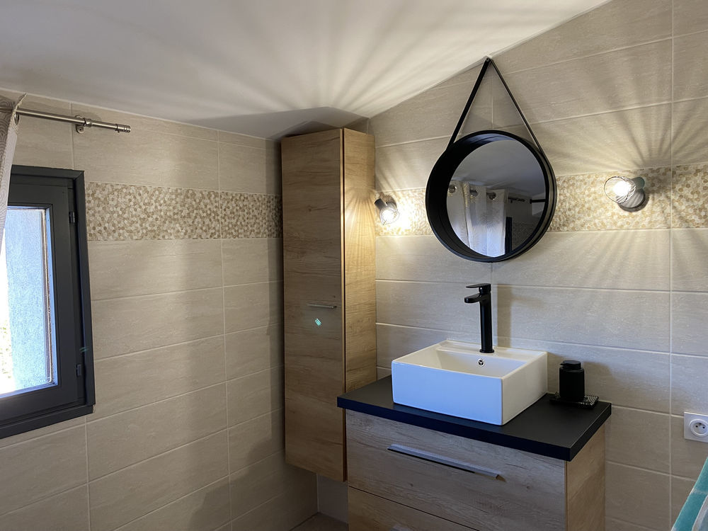 � vendre  Propri�t�/ch�teau Boll�ne (84500)