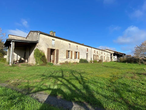   SAUGON MAISON 230 m2 TERRAIN 3 300 M2 Maison - 5 pi�ce(s) - 230 m�