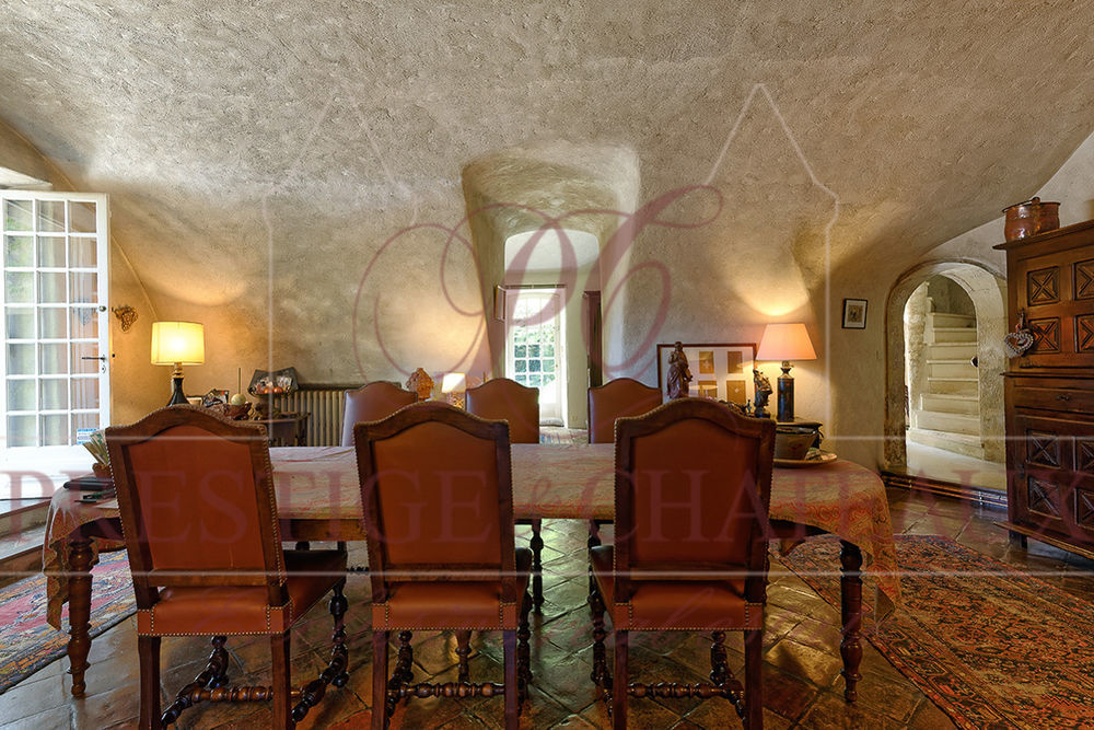 � vendre  Maison Orange (84100)