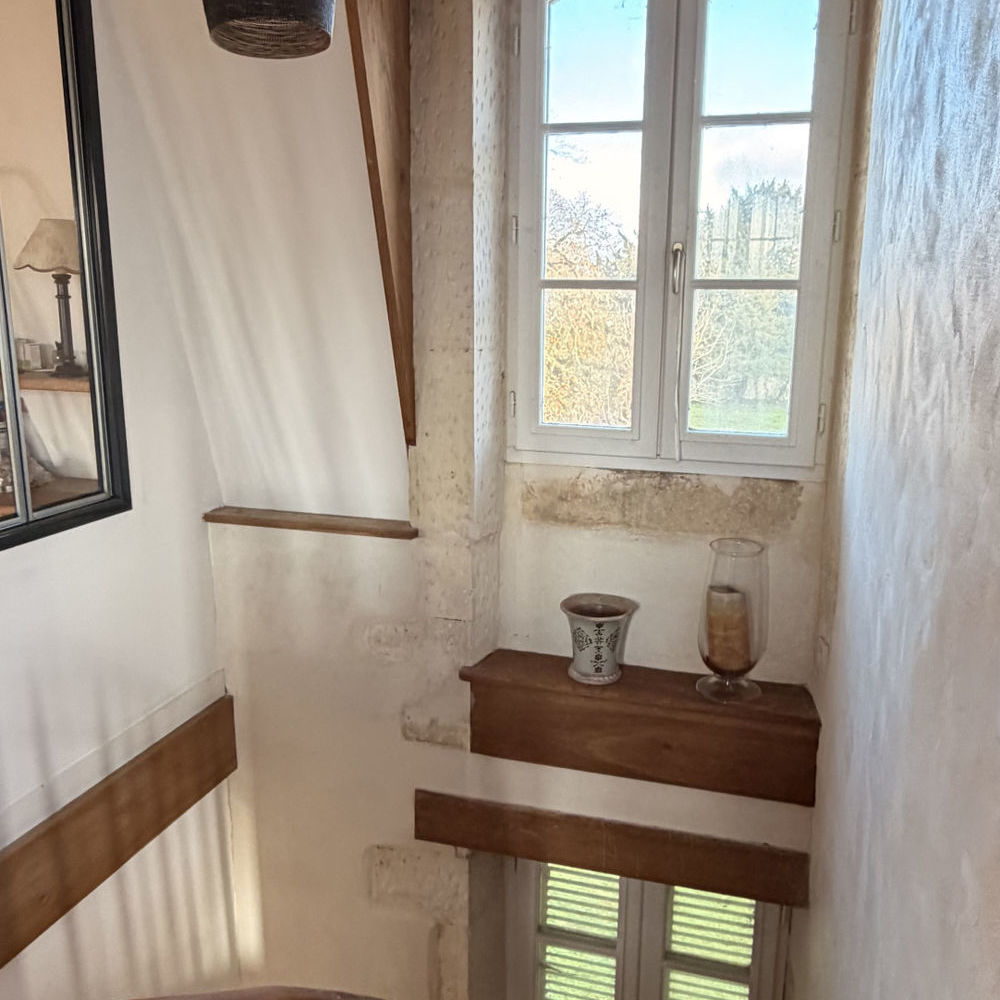 � vendre  Propri�t�/ch�teau Saint-Jean-d'Ang�ly (17400)