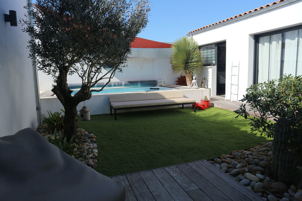 � vendre  Propri�t�/ch�teau La Rochelle (17000)