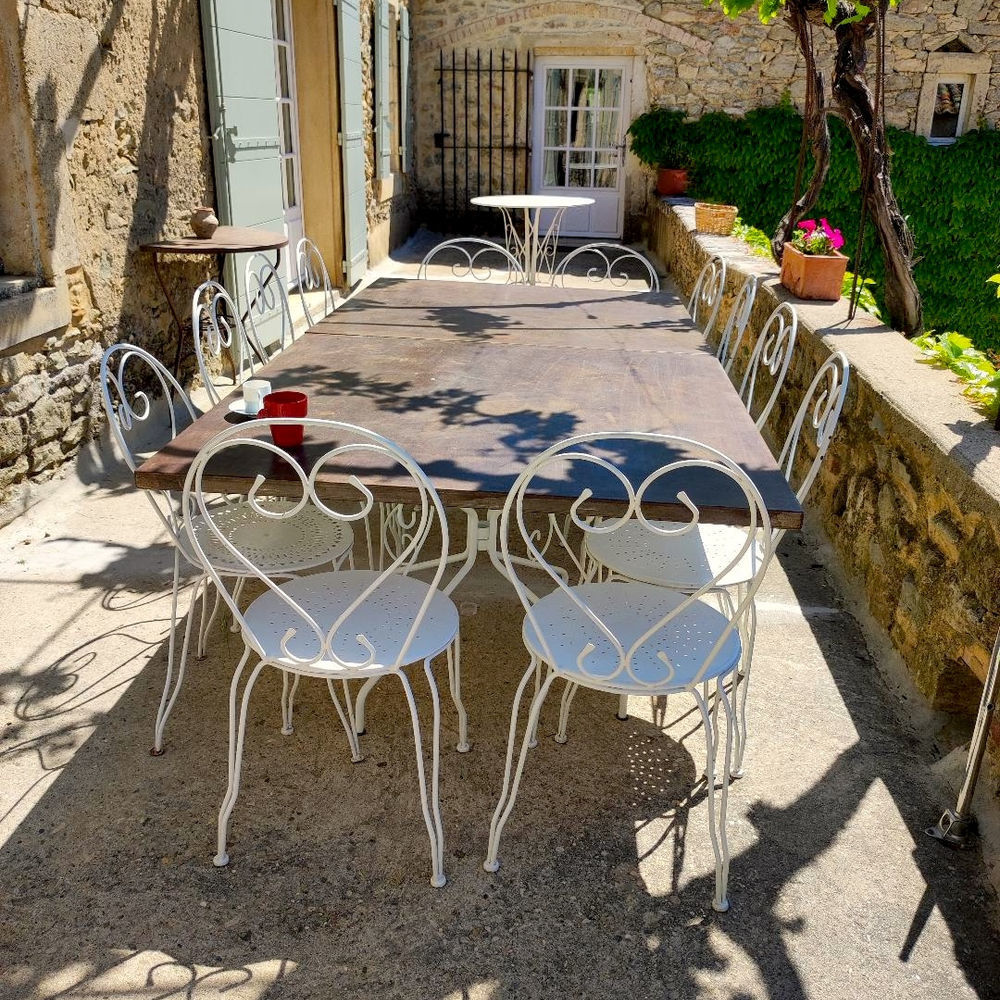 � vendre  Propri�t�/ch�teau Uz�s (30700)