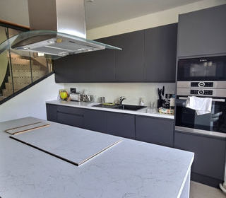  Maison � vendre 9 pi�ces 209 m�