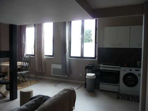   MONTROND LES BAINS PROCHE GARE APPARTEMENT MEUBLE AVEC CAVE Appartement - 2 pi�ce(s) - 31 m�