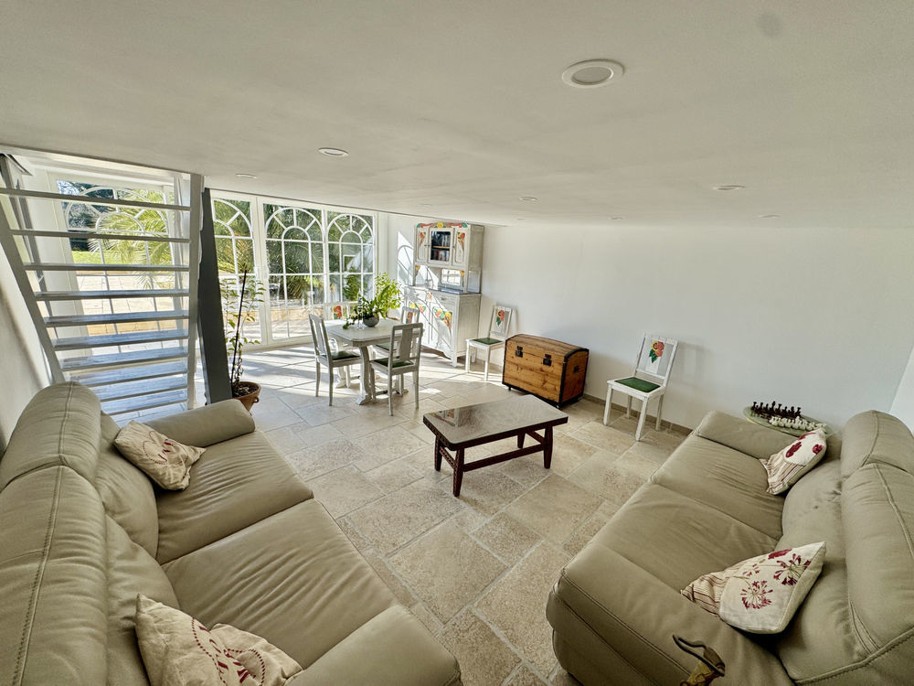 � vendre  Maison Orange (84100)