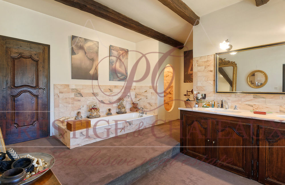 � vendre  Maison Orange (84100)