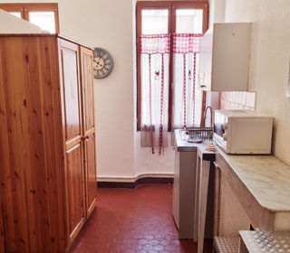  Immeuble � vendre 14 pi�ces 250 m�