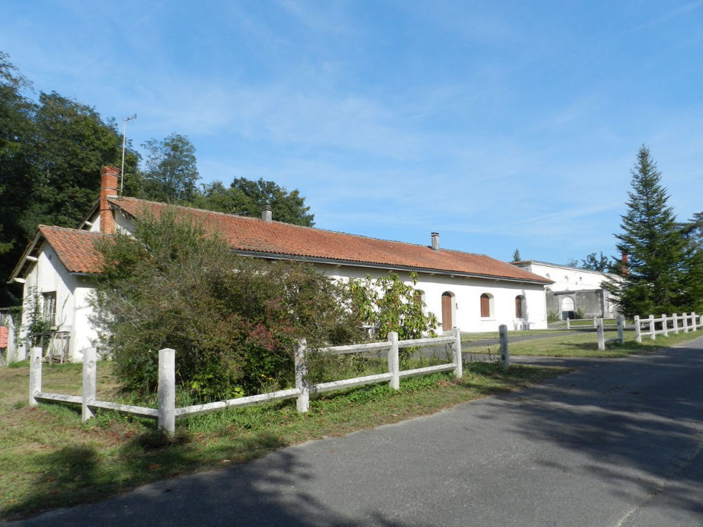 � vendre  Maison Angoul�me (16000)