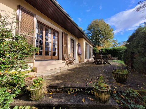   MONTRACOL - Villa T4 de plain-pied de 90 m2 sur terrain de 4 570 m2 Maison - 4 pi�ce(s) - 90 m�