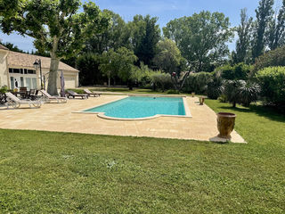  Maison � vendre 9 pi�ces 308 m�