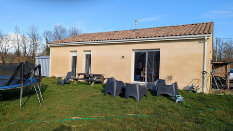   MAISON RECENTE BUSSAC-FORET Maison - 4 pi�ce(s) - 90 m�