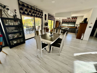  Maison � vendre 6 pi�ces 203 m�