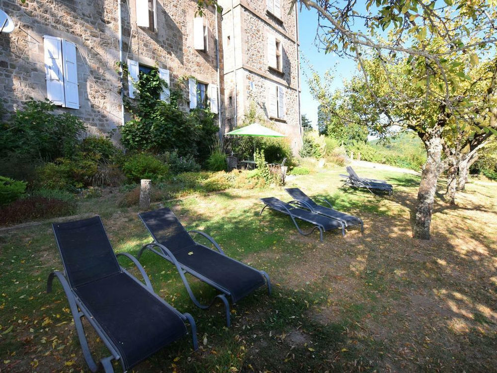 � vendre  Propri�t�/ch�teau Saint-Agr�ve (07320)