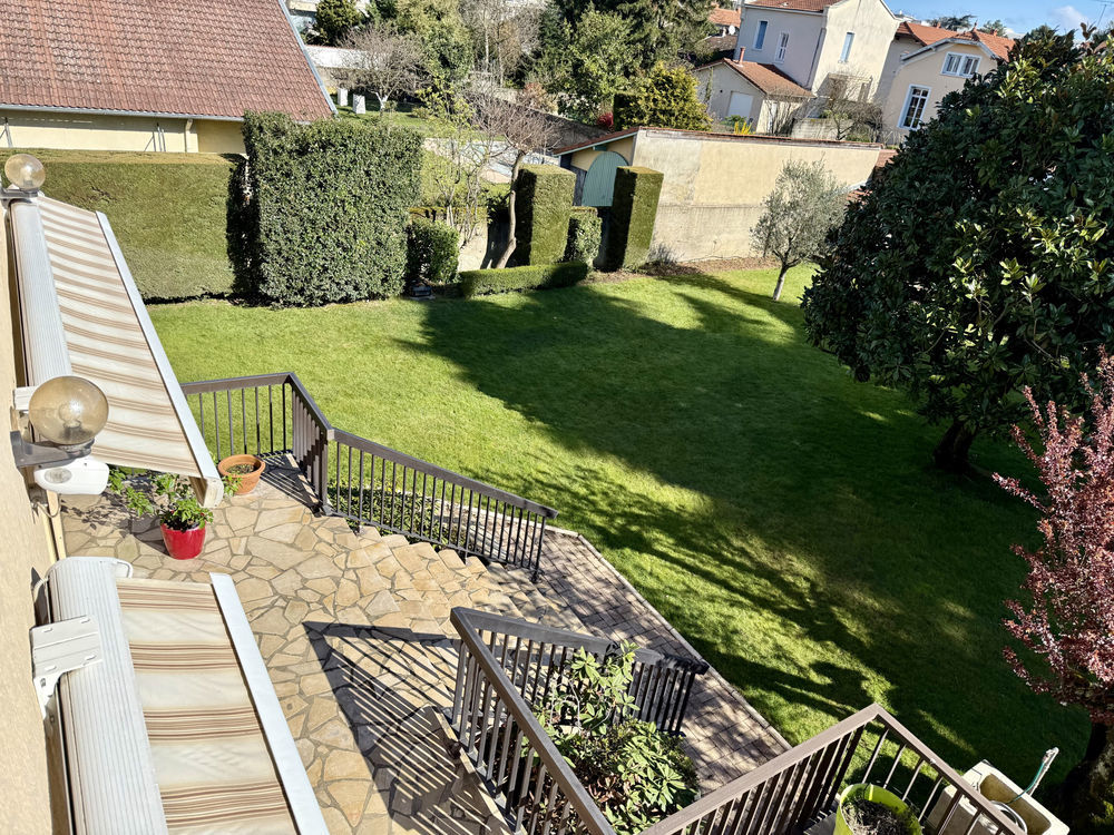 � vendre  Propri�t�/ch�teau Bron (69500)