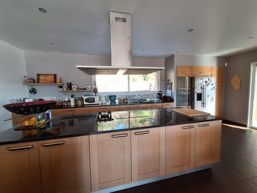 � vendre  Maison Afa (20167)