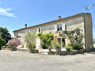  Ferme � vendre 14 pi�ces 360 m�