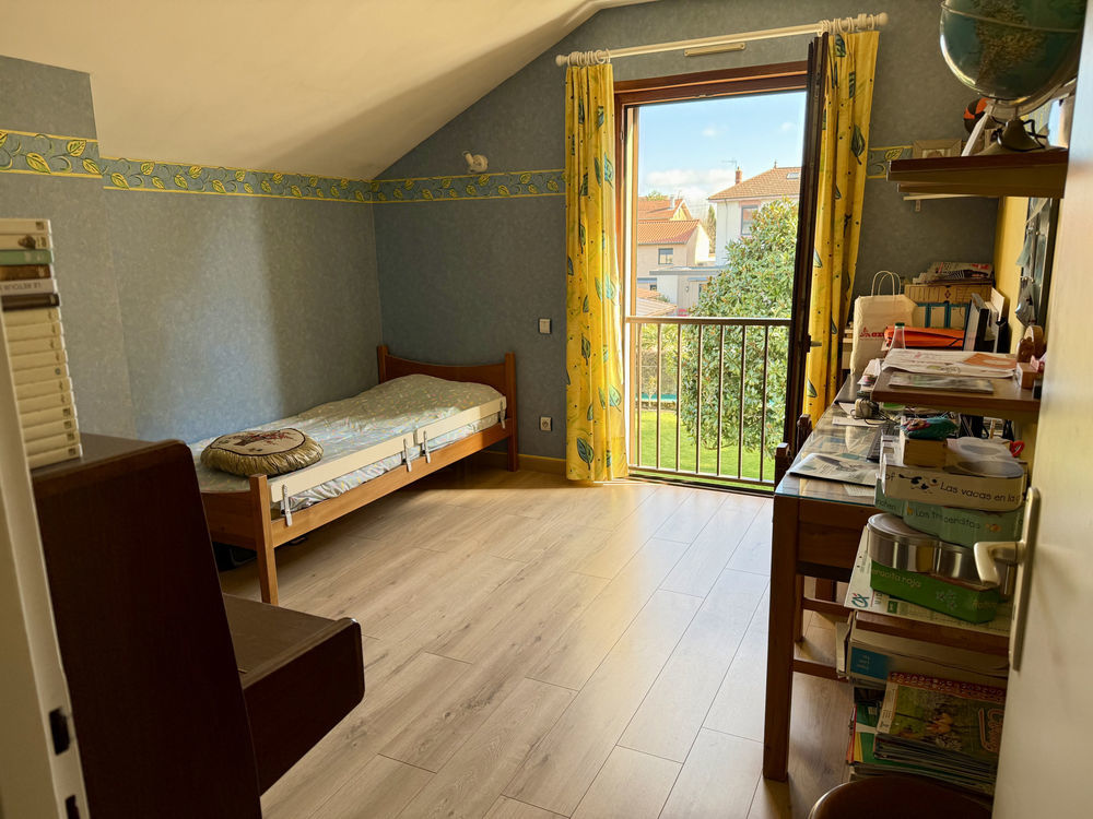 � vendre  Propri�t�/ch�teau Bron (69500)