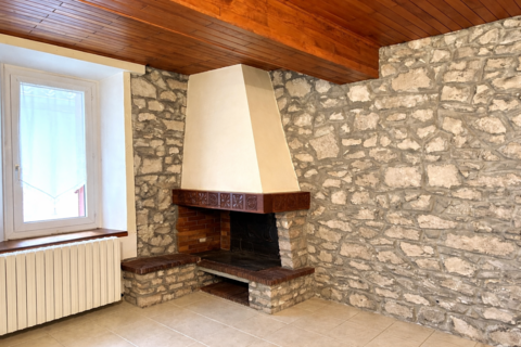   Village du Cabard�s � 10 min de Carcassonne : maison de 73.36m2 Maison - 4 pi�ce(s) - 73 m�