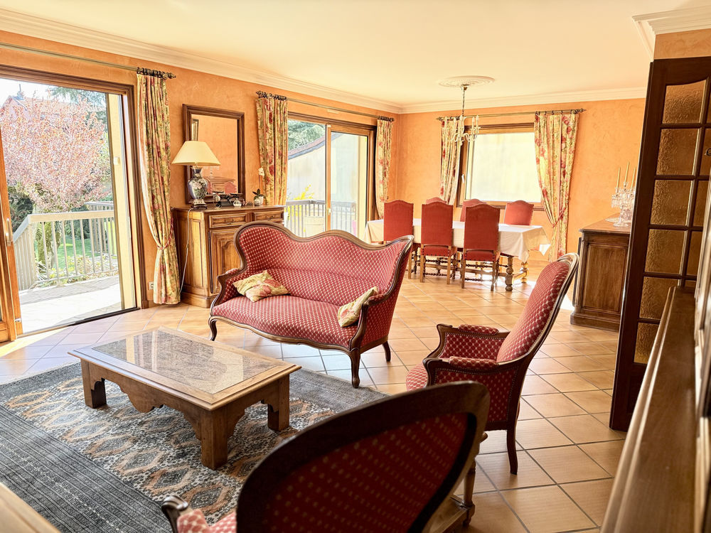 � vendre  Propri�t�/ch�teau Bron (69500)