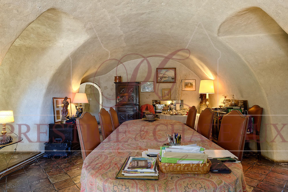 � vendre  Maison Orange (84100)