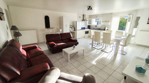   Maison meubl�e au calme   86 m2   3 chambres Maison - 4 pi�ce(s) - 87 m�