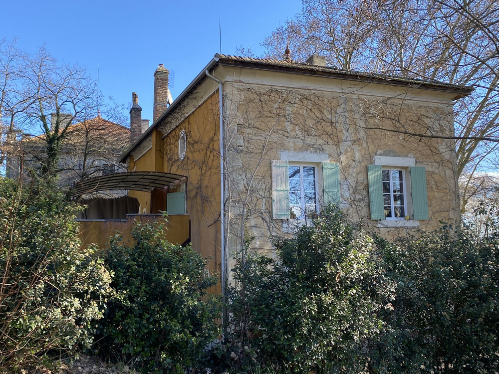 � vendre  Propri�t�/ch�teau Boll�ne (84500)