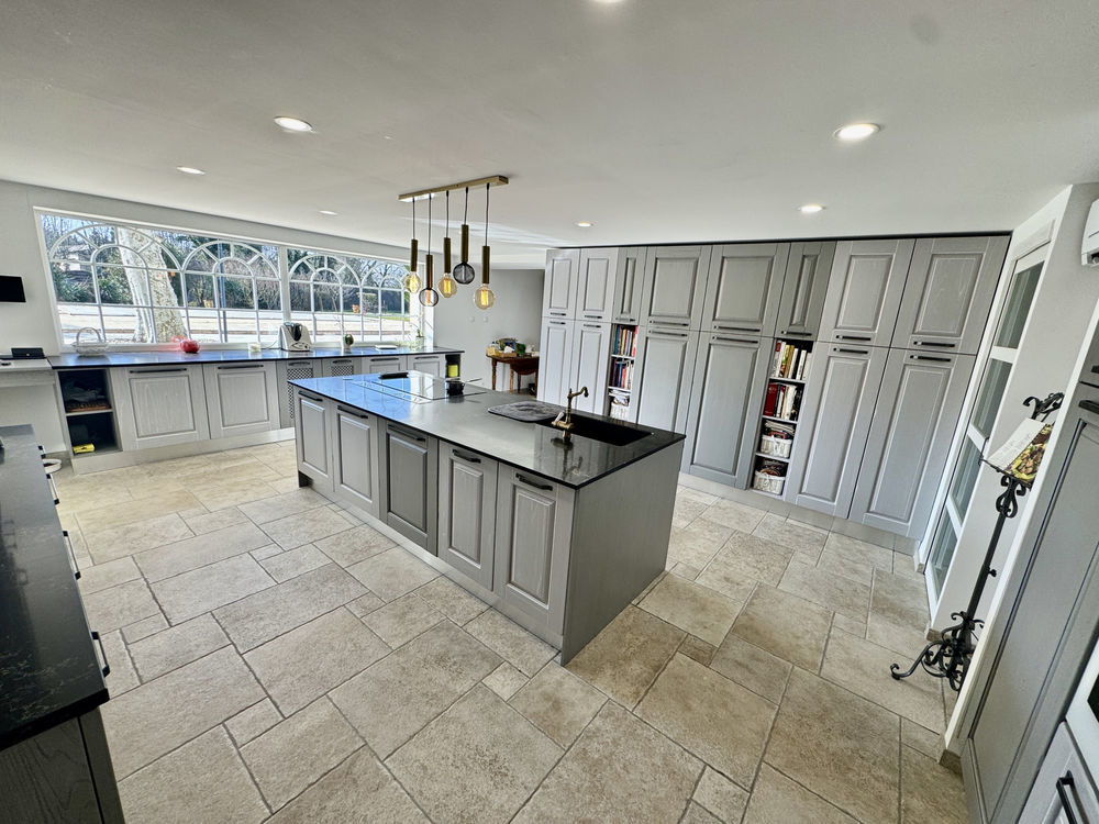 � vendre  Maison Orange (84100)