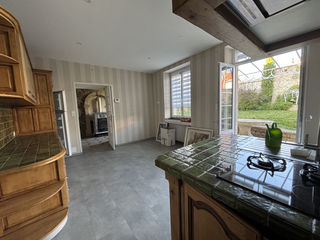  Propri�t�/ch�teau � vendre 8 pi�ces 200 m�