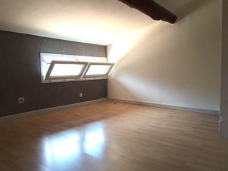  Appartement � louer 4 pi�ces 80 m�